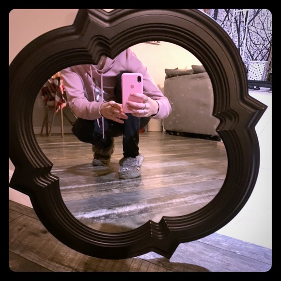 Black mirror - Picture 1 of 2